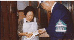 高齢者宅訪問の様子