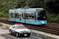 八幡西警察署パトカーと並走する5004号