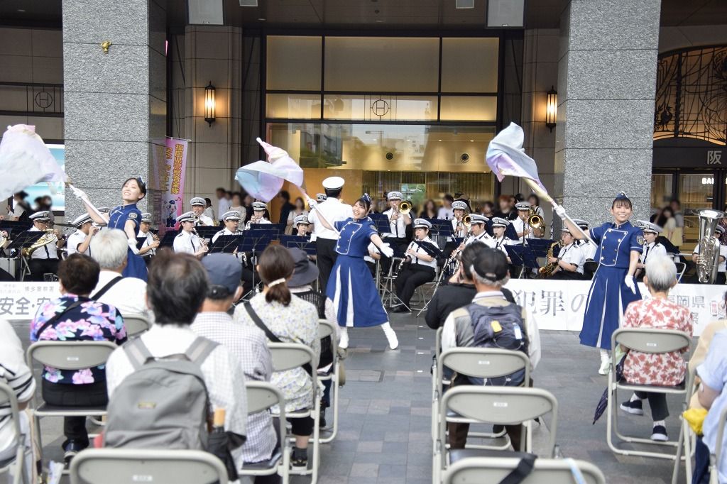 安全安心コンサート（博多駅前広場）