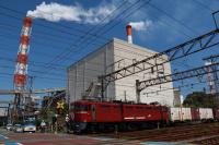 八代駅で入換を行うED7681号