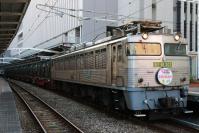 博多駅で発車を待つEF81303号