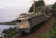 西方海岸を下る303号