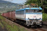 上のカットを撮影し、引いてもう１枚！手持ちのなせる技です