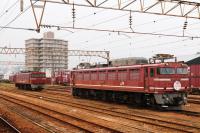 入換を終えた717号