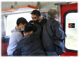 鉄道事業者と連携した鉄道訓練の写真です。