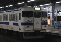 佐世保駅に停車した415系