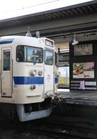 大分に到着し入区を待つ415系