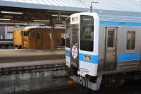 下関で国鉄型と並んだ415系