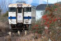 上三緒に進入するキハ40