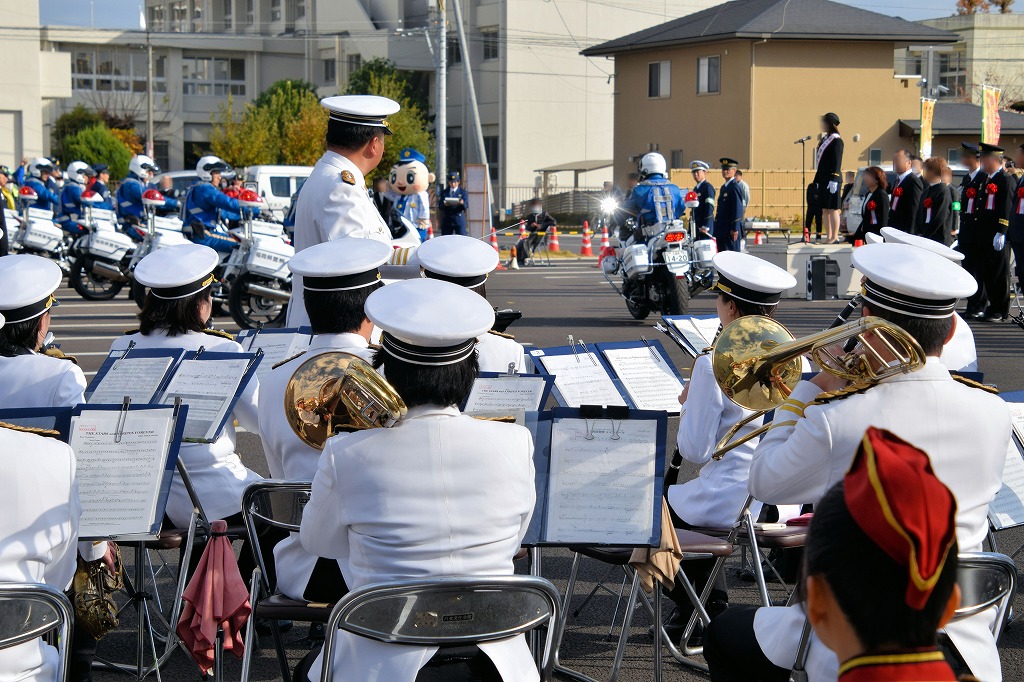 年末年始における防犯活動及び交通安全県民運動出動式